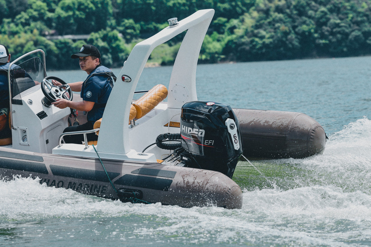 Hidea HDEF 60 EFI Außenbordmotor im Einsatz auf dem Wasser