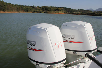Hidea HDEF 115 EFI Außenbordmotoren als Doppelmotorisierung am Boot