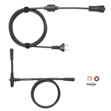 Torqeedo Ladegerät 700 W für Power Batterie (EU) – Lieferumfang mit EU-Kabel