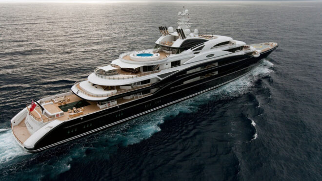 bill gates yacht